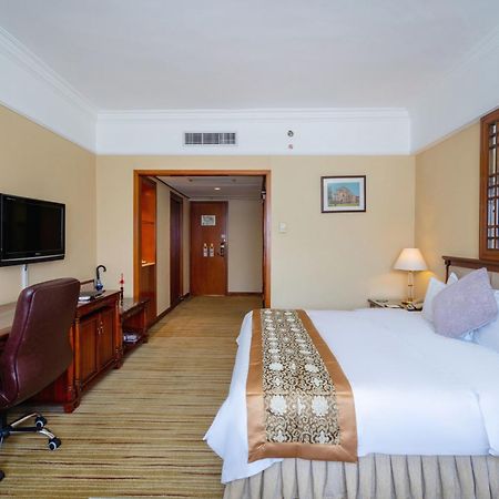 Sunshine Holiday Hotel Fuzhou Фучжоу Екстер'єр фото