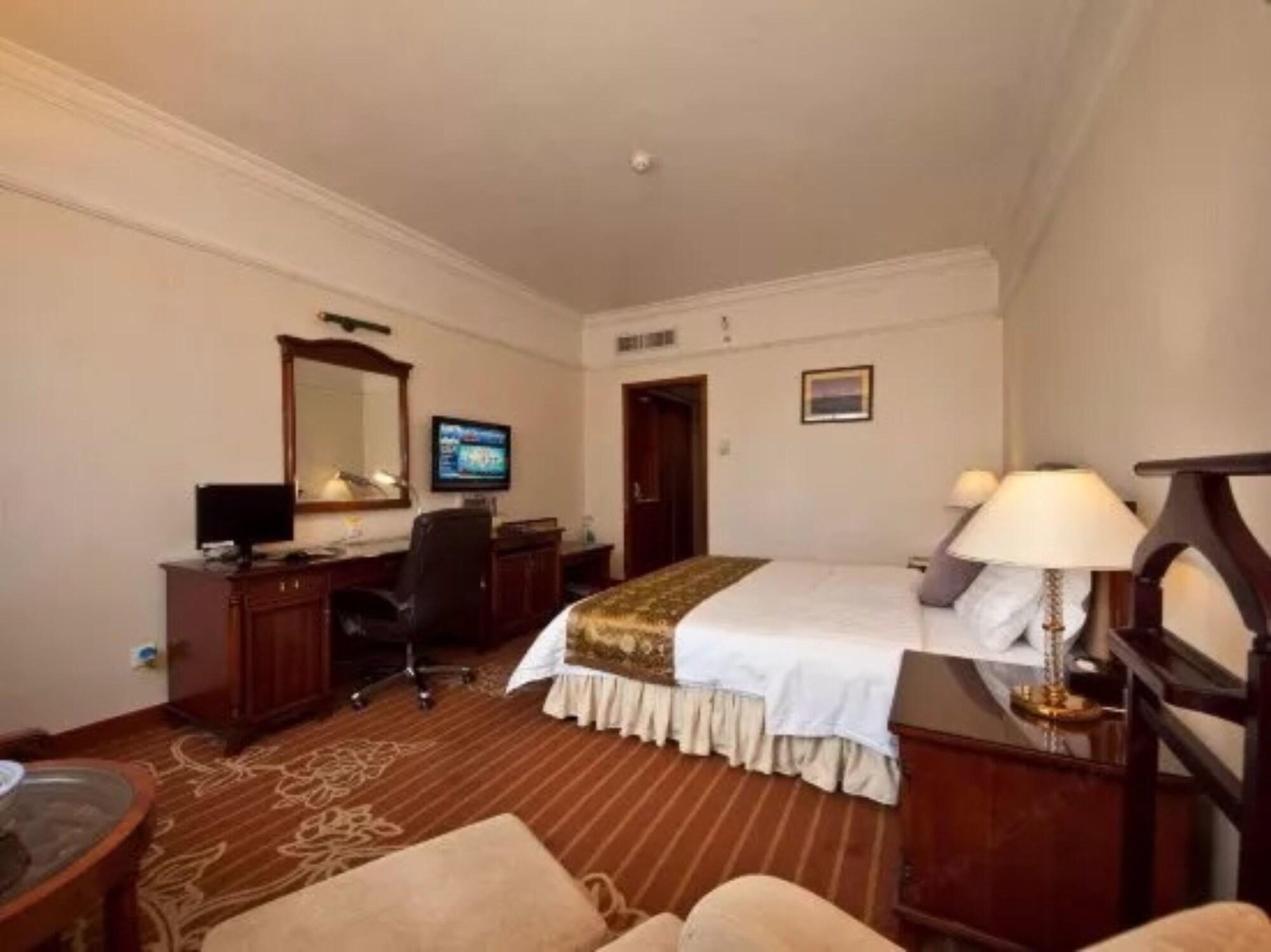 Sunshine Holiday Hotel Fuzhou Фучжоу Екстер'єр фото