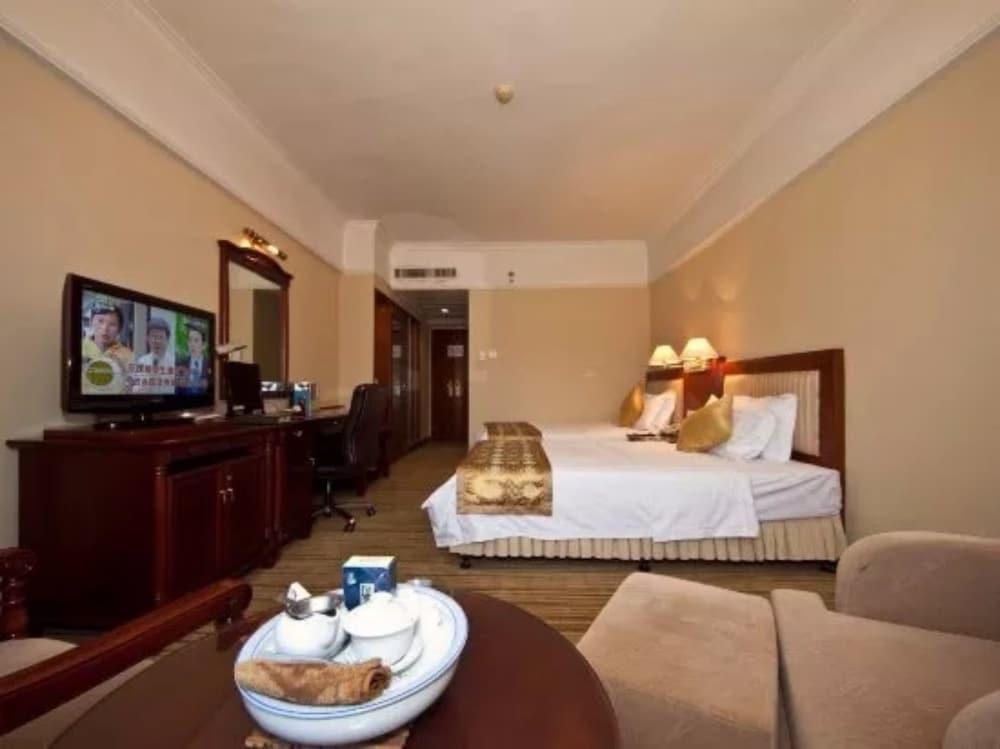 Sunshine Holiday Hotel Fuzhou Фучжоу Екстер'єр фото