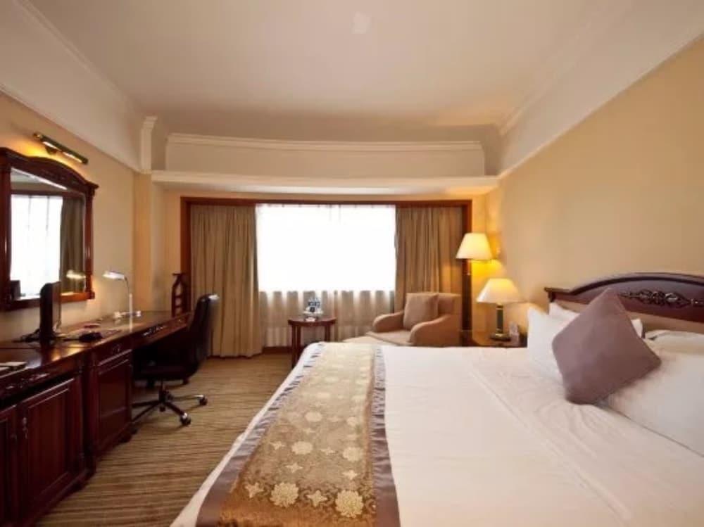 Sunshine Holiday Hotel Fuzhou Фучжоу Екстер'єр фото