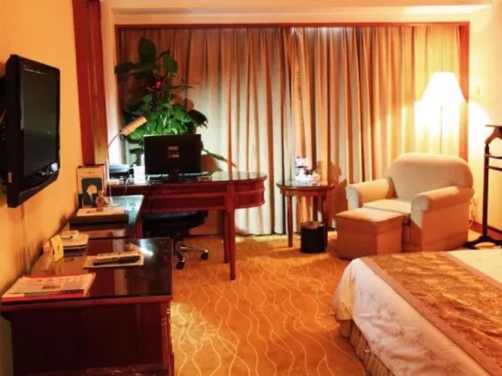 Sunshine Holiday Hotel Fuzhou Фучжоу Екстер'єр фото