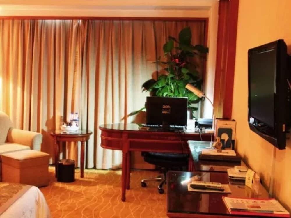 Sunshine Holiday Hotel Fuzhou Фучжоу Екстер'єр фото