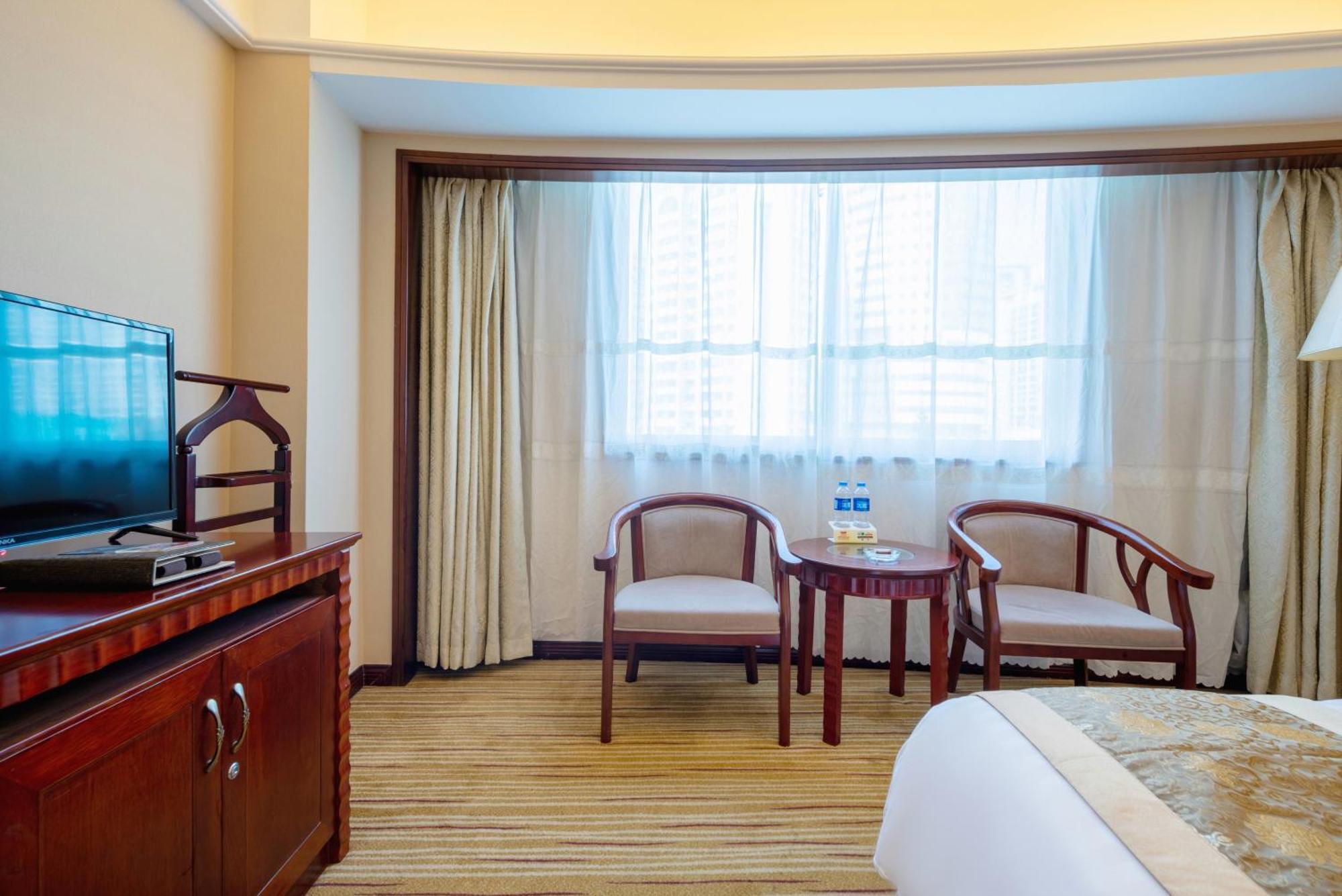Sunshine Holiday Hotel Fuzhou Фучжоу Екстер'єр фото