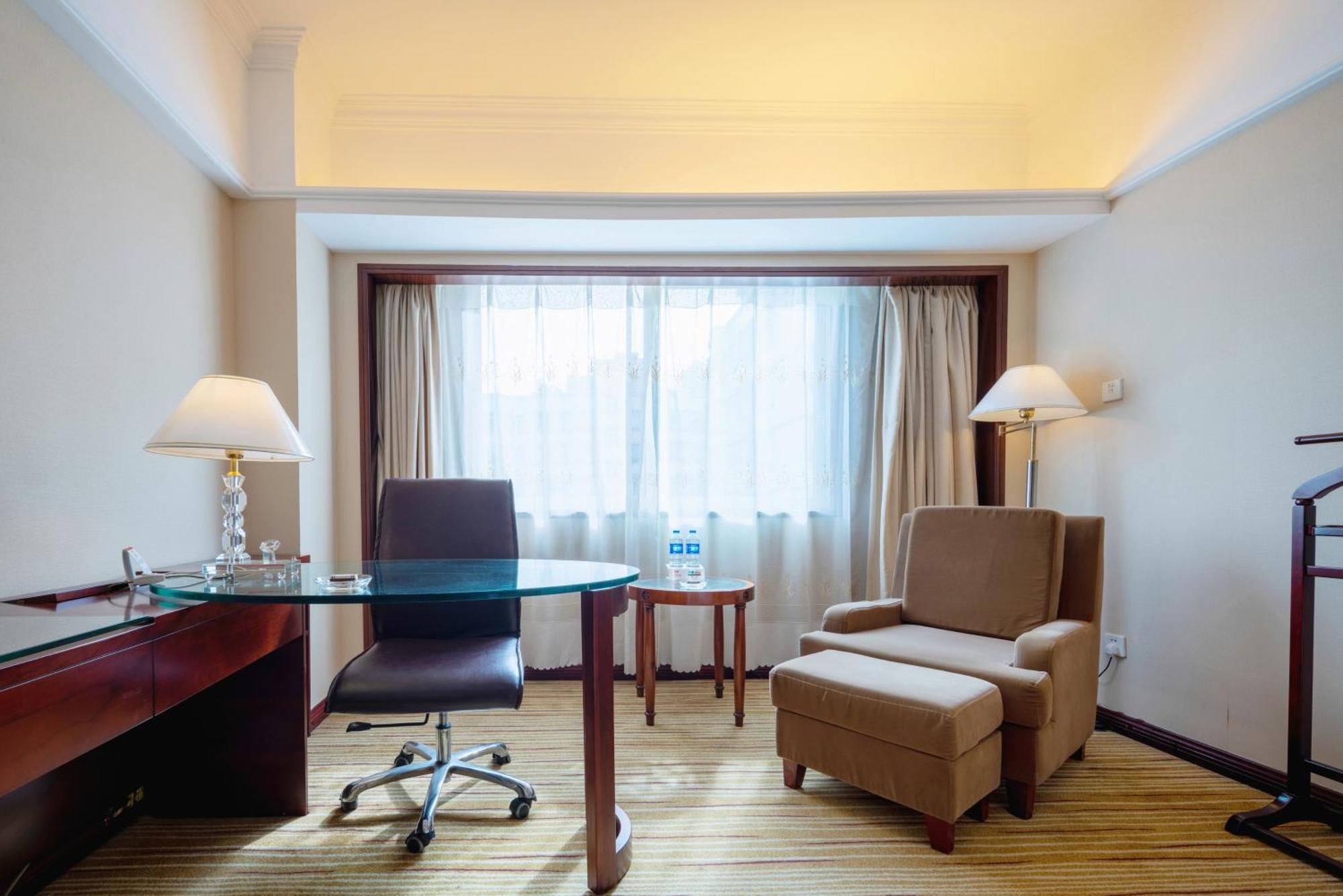 Sunshine Holiday Hotel Fuzhou Фучжоу Екстер'єр фото