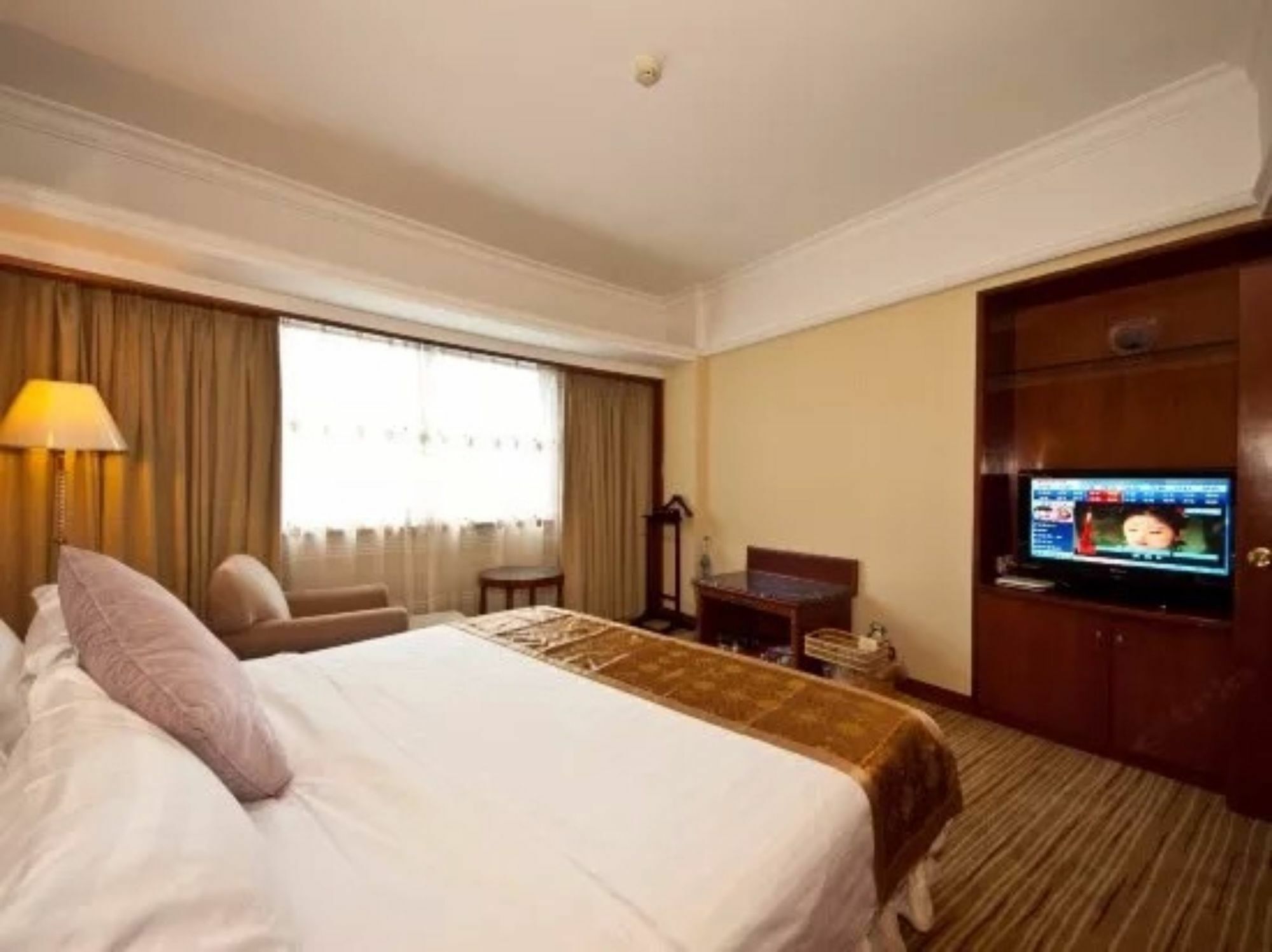 Sunshine Holiday Hotel Fuzhou Фучжоу Екстер'єр фото